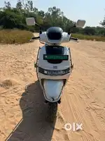 “TVS iQube Std 2023  3.04 kWh  Like New  Warranty Left”