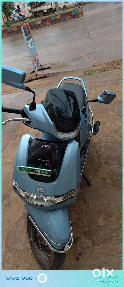 Iqube 2023 electric bike with good condition