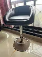 Chair : Height Adjustable & Revolving Stool / Chair (Black) (1 Pc)