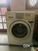 Samaung fully automatic fromt door washing machine