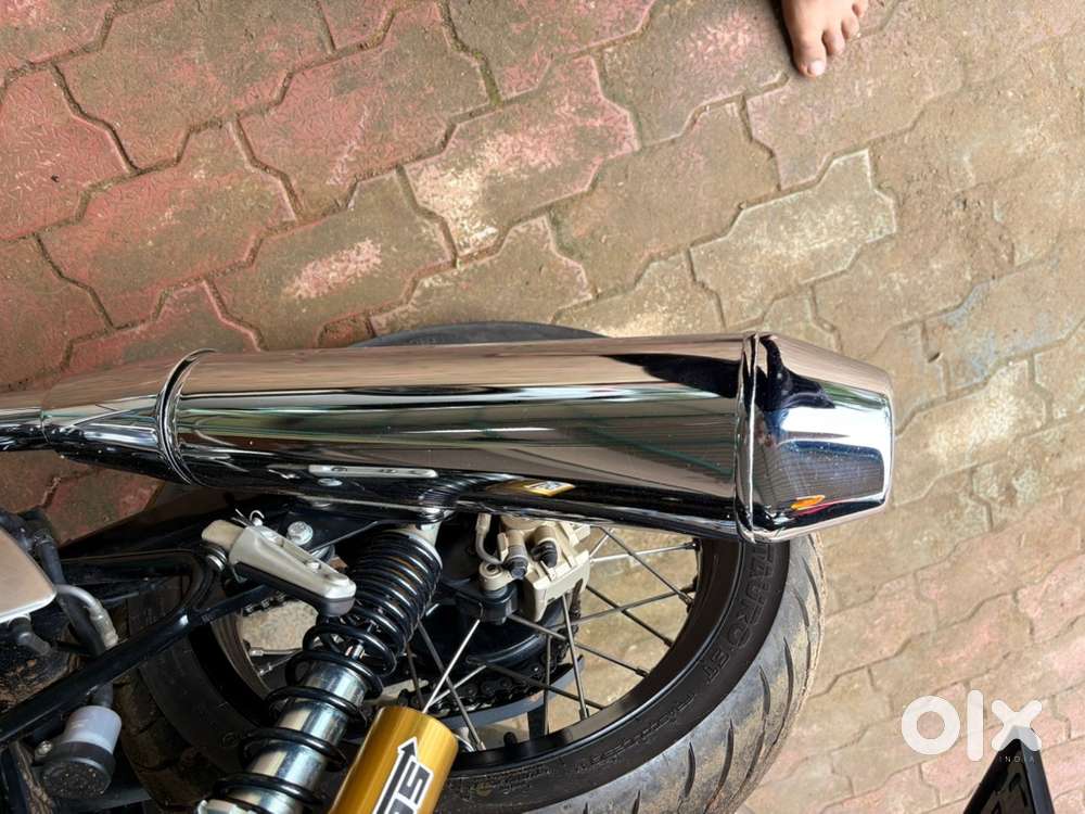 Royal Enfield gt/interceptor 650 stock exhaust