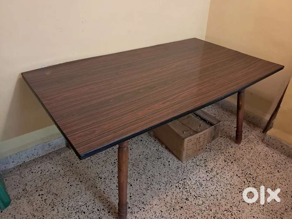 Teak wood dinning table