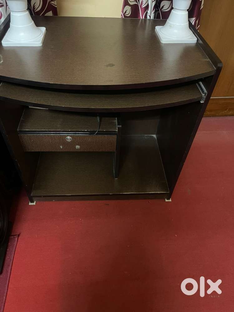 Desktop for sale