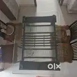 DINNING TABLE 4 seater
