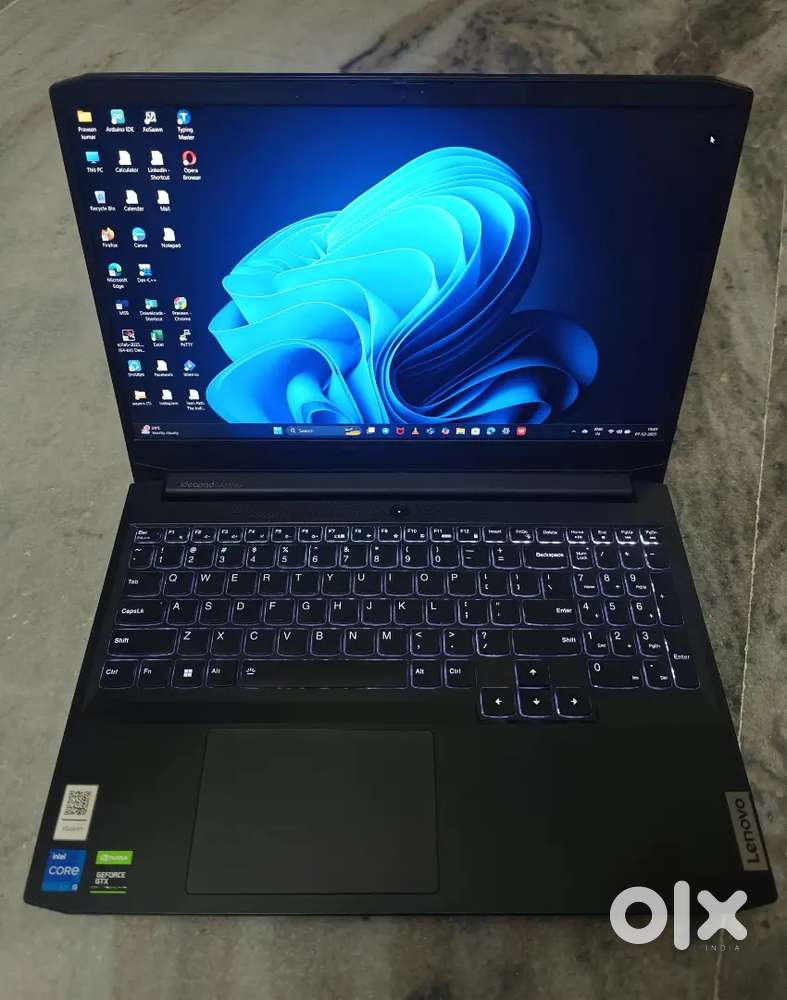 Lenovo i5 11th gaming 16gb ram