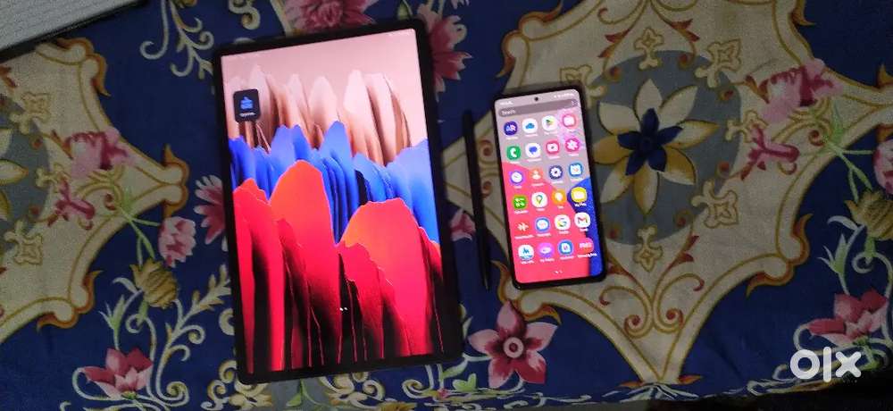 Galaxy a52s 5g 120hz with 778g & galaxy tab s7fe 12.4inch big dis spen