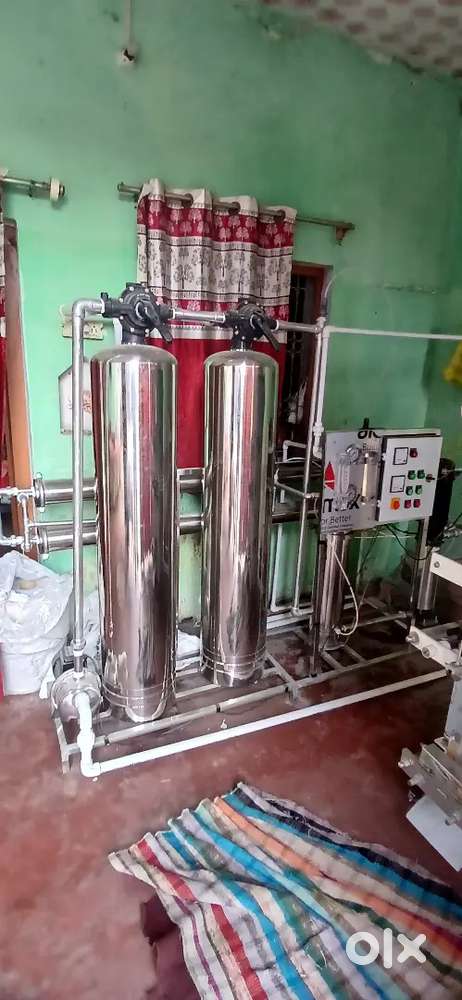 1 month used 1000 ka liter ka ro plant and pani pauch machine