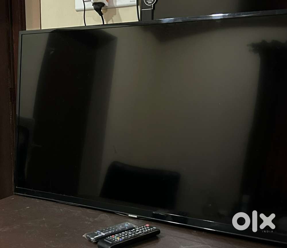 Samsung 43 inch LED TV