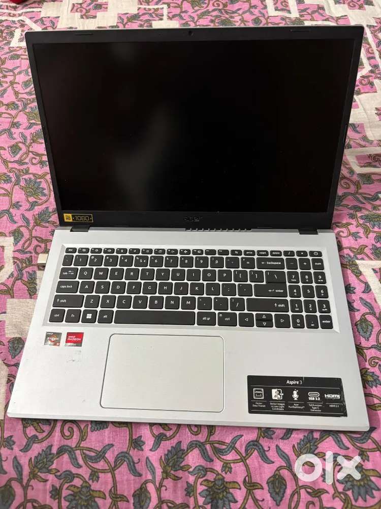 Acer Aspire 3 Laptop AMD Ryzen 5 7520U