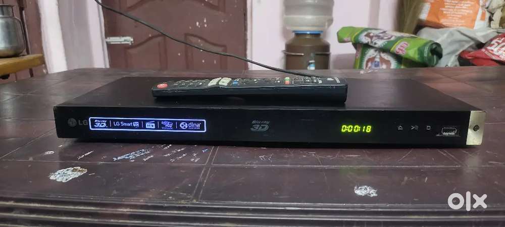 sony blu ray player s1500. With original remote