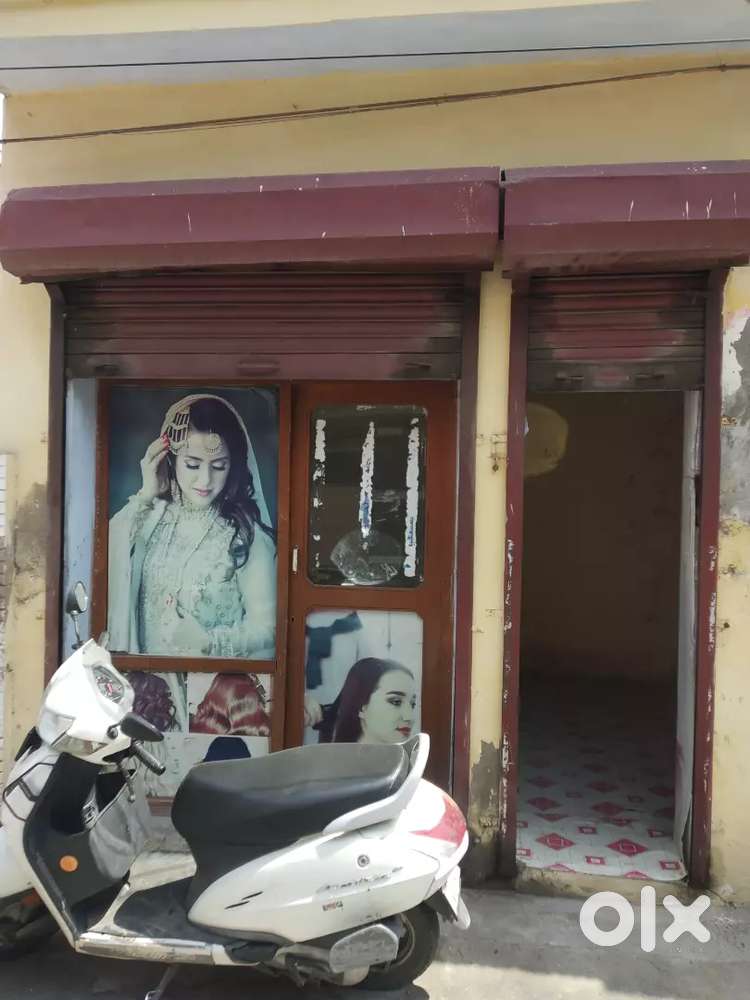Shop for rent hazura kapura colony main gali bathinda no time pass