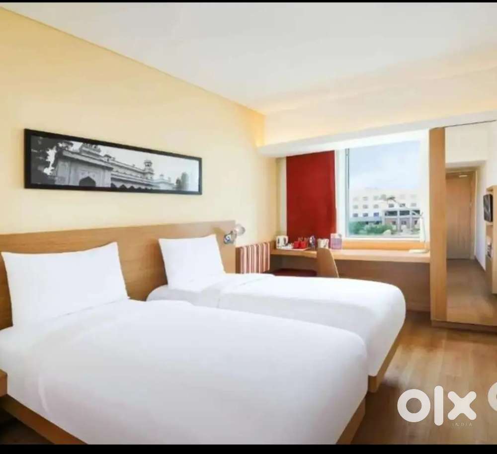 Flair pg in near by golf course road