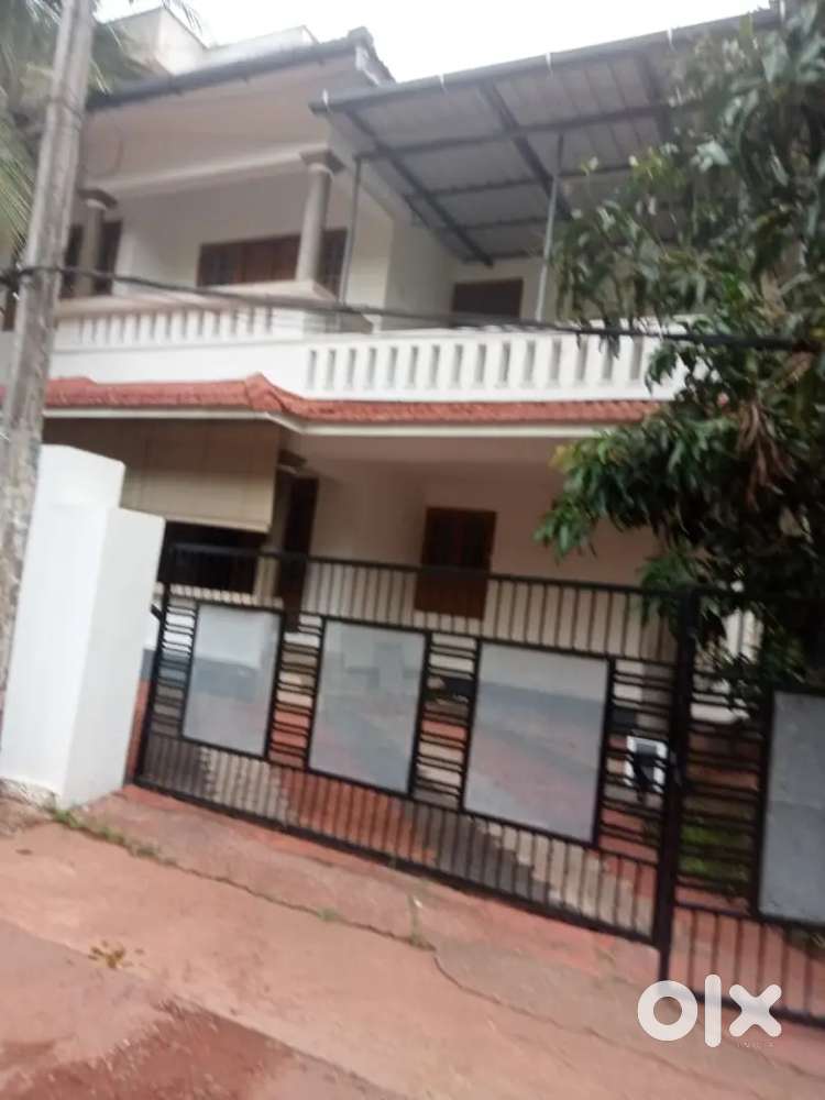2Bhk Upstair house for rent in chevayur, Kozhikode.