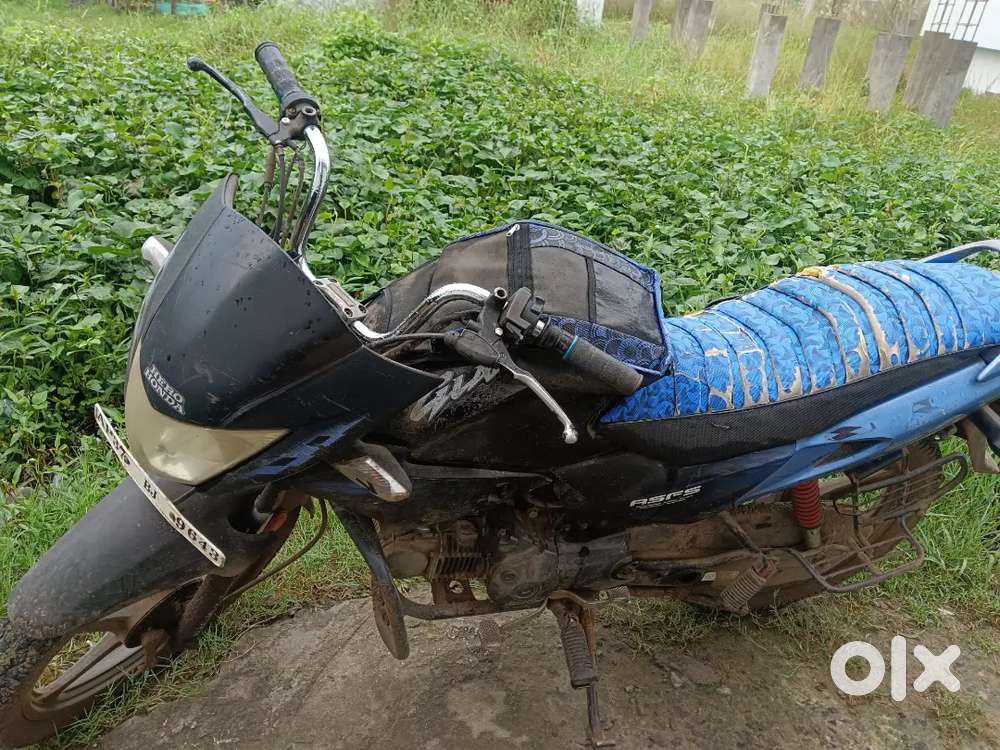 Glamour bike MRF Tyers