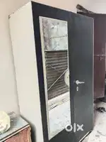 Almari wardrobe