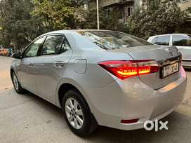 Toyota Corolla Altis 2015 Petrol Well Maintained