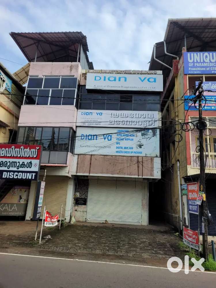 Commercial Building for rent