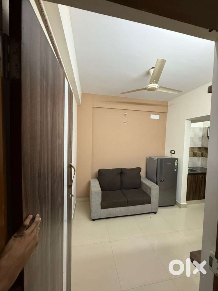 1BHK FULLY FURNISHED
