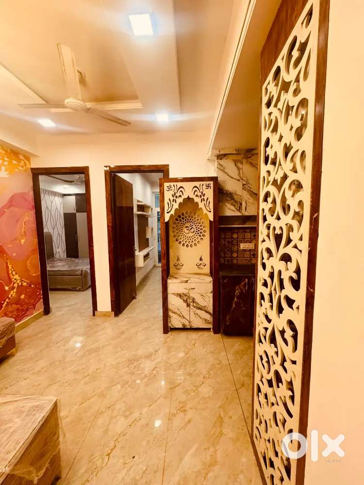 Ready to shift 2bhk with lift with car parking Bank loan available