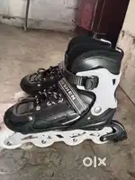 Skating shoes new condition 15 old use