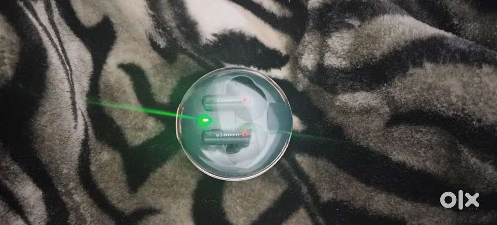 Hammer wireless earphones almost new perfect condition