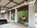Shops on main road with high visibility , no security and brokerage
