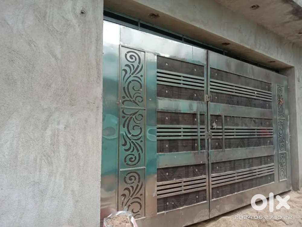 Main Entrance Gate ( steel)