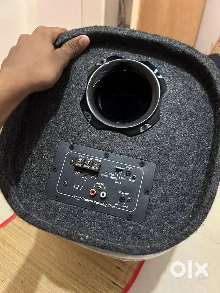 Brand new maxxlink 10 inch bass tube for sell