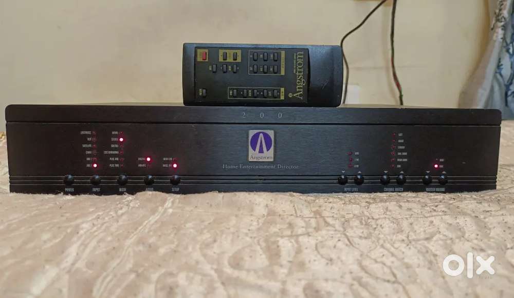 ANGSTROM MODEL 200 HOME ENTERTAINMENT DIRECTOR AND STEREO PREAMP DAC