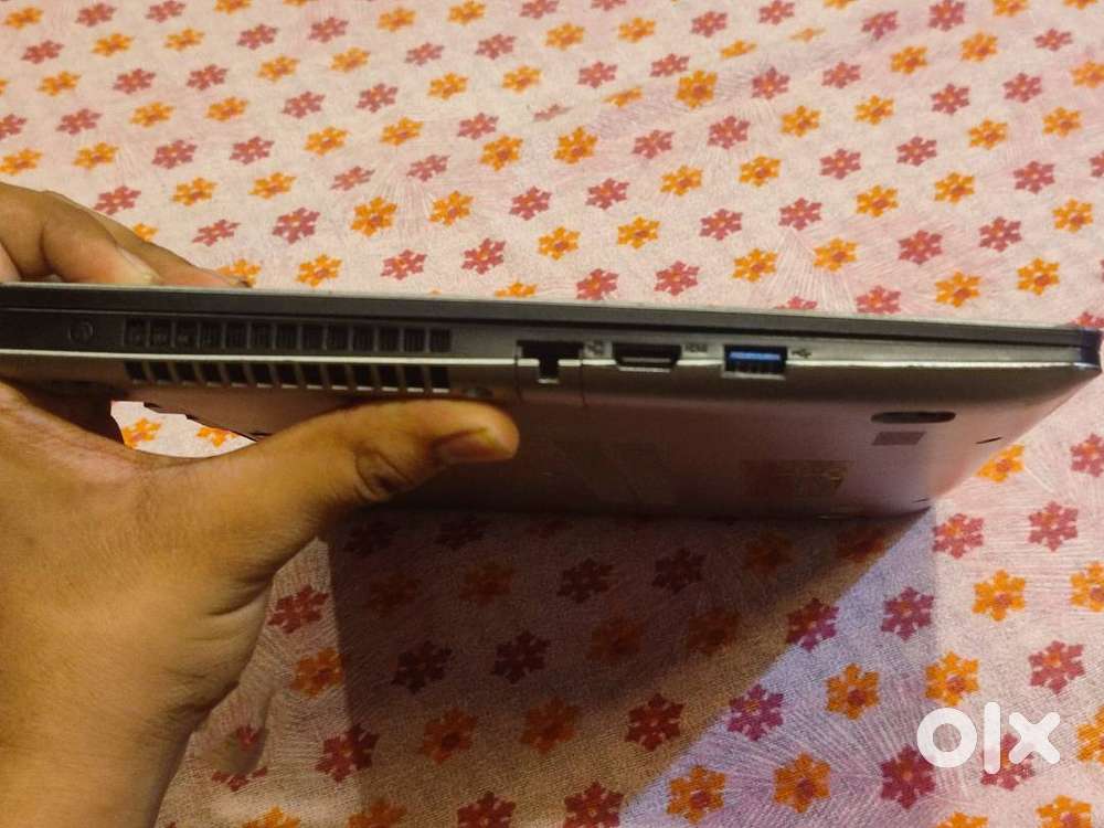 Lenovo ideapad slim, well maintained, lightweight e.t.c .