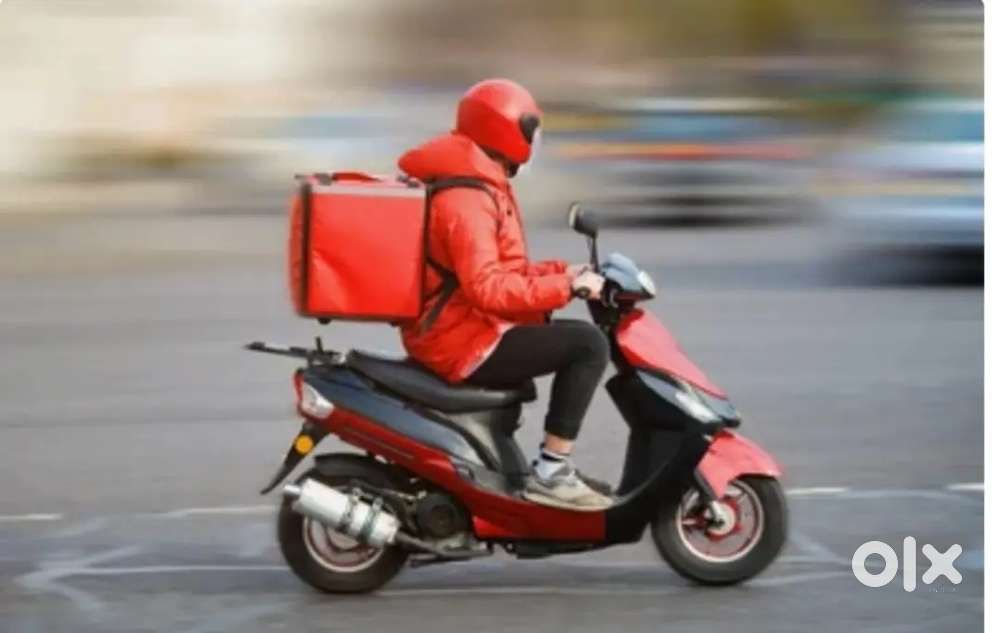 Wanted Delivery boy @ food court  (Bike and fuel will provided )