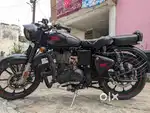 Royal Enfield Classic Stealth Black 350cc