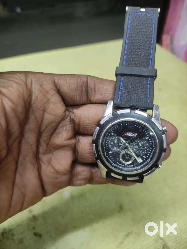 Monogram watch sales good ronnig date watch sale