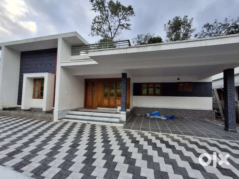 തൊടുപുഴ,   9cent, 3 bhk attached new house