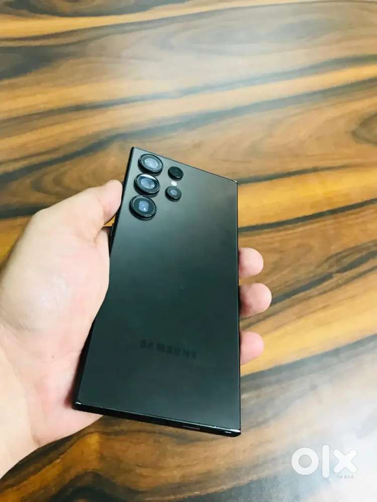 Now S24ULTRA in 256gb with samsung warrant in good condition
