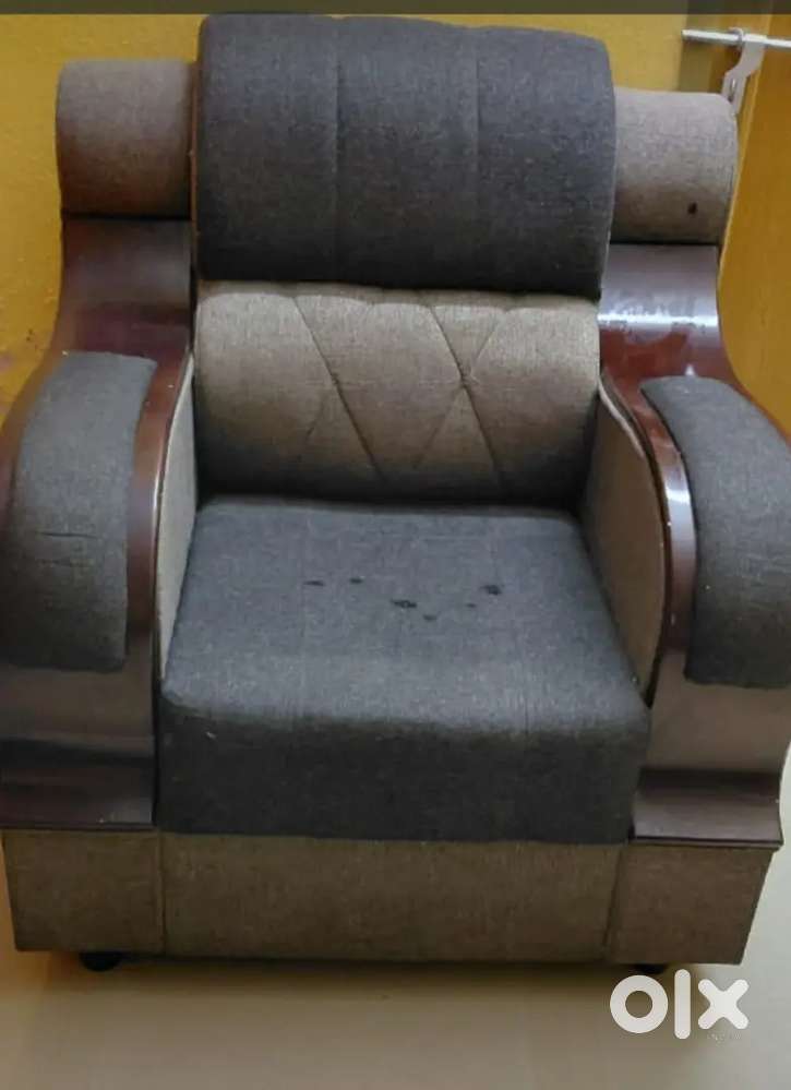 Sofa set 3+1+1