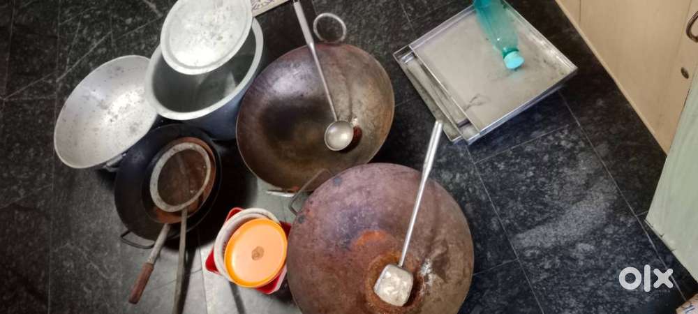 Fast food stall kitchen items