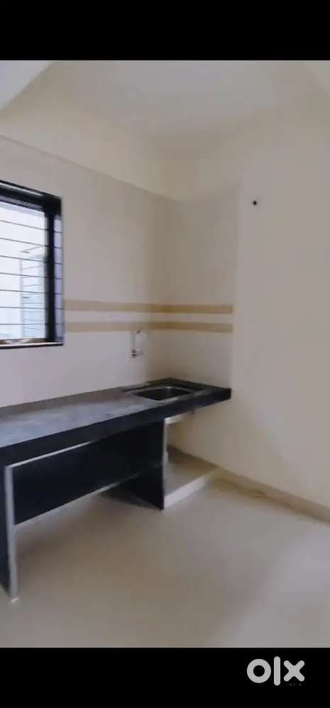 2bhk flat rent shivam apartment Bharti vidyapeeth katraj