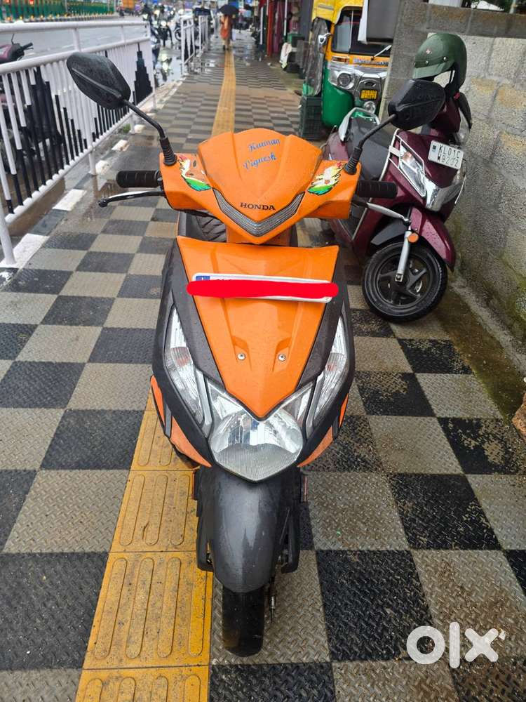 Honda Dio Orange