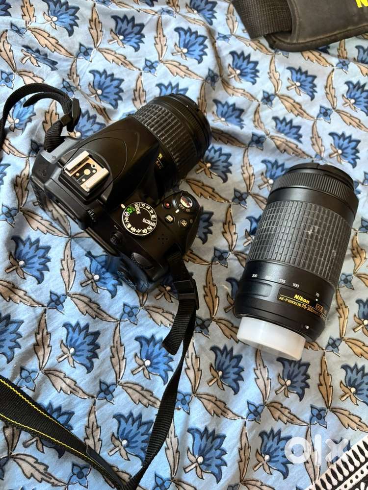 Nikon D3300. New condition only@25000