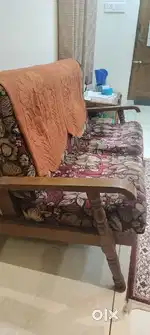 TO SELL SOFA SET & DINING TABLE