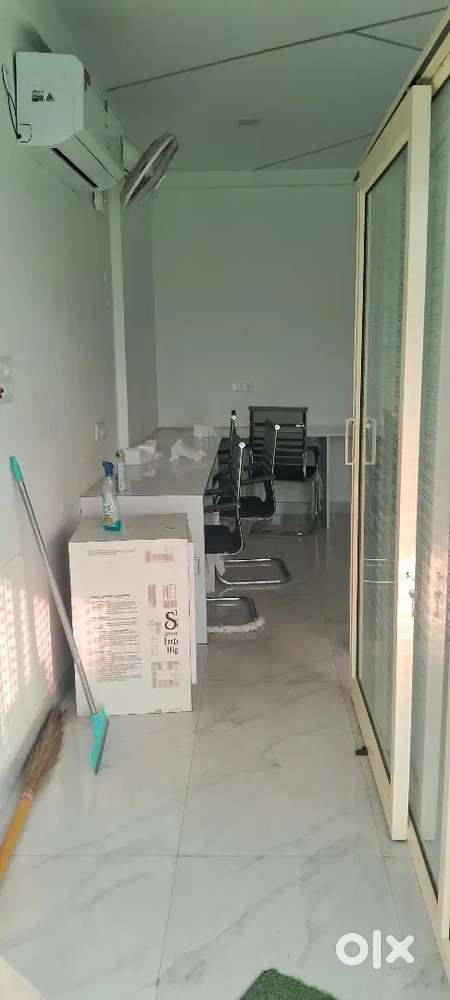 Fully furnished office rent sanjay place agra 2nd floor