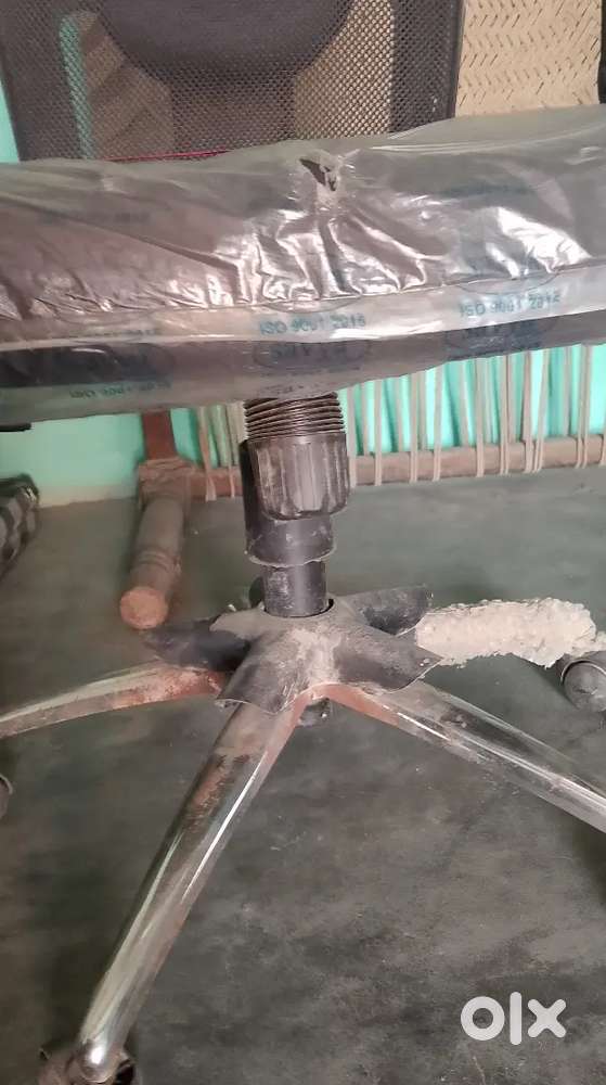 Orignal rate 5600 , used for only 10 days