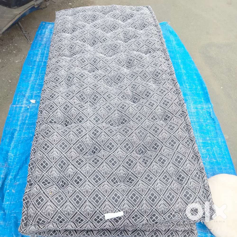 અપના ઘરે બેઠા ગાદલા બનાવી આપશું રાજકોટ.