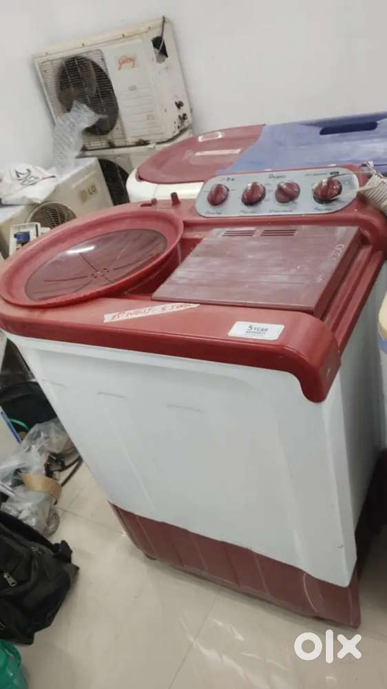 Second hand semi automatic washing machine available