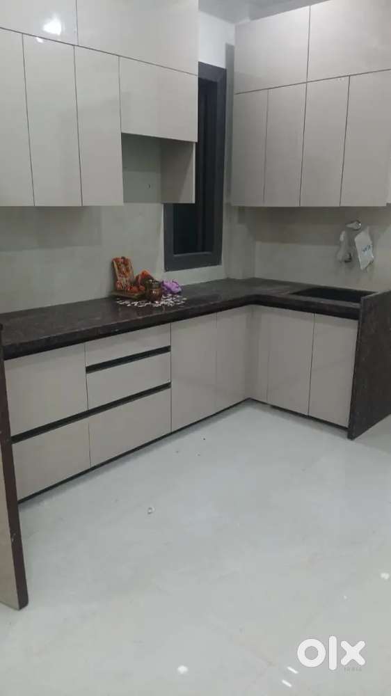 1 bhk flat near metro