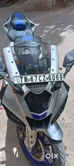 R15MV4 2023 model quick shifter colour display silver colour