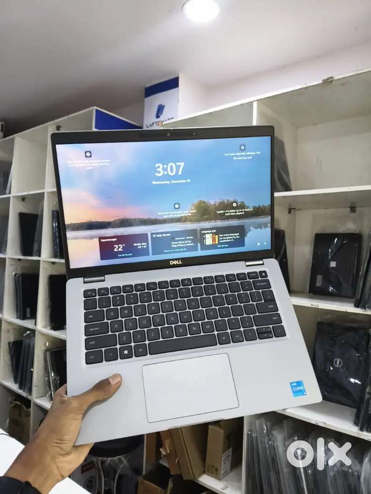 Dell Laptop Latitude 5420 i5-11th Gen 8GB RAM 256GB SSD Free Mouse