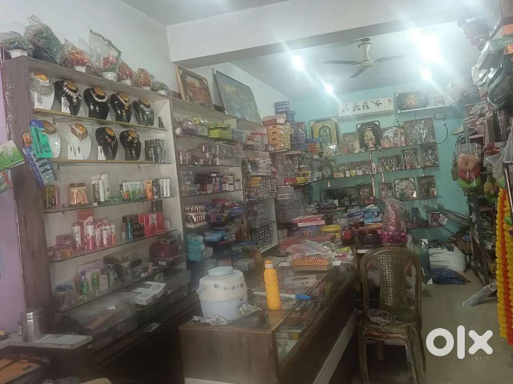 Fancy gift store sell