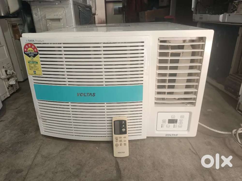 Fitting free five star 2  tan Voltas window AC 15000 mein